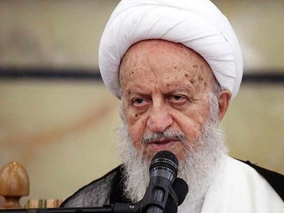 مکارم شیرازی، مرجع تقلید: اگر دیدید کسی روزهخواری کرد به مسئولان خبر دهید