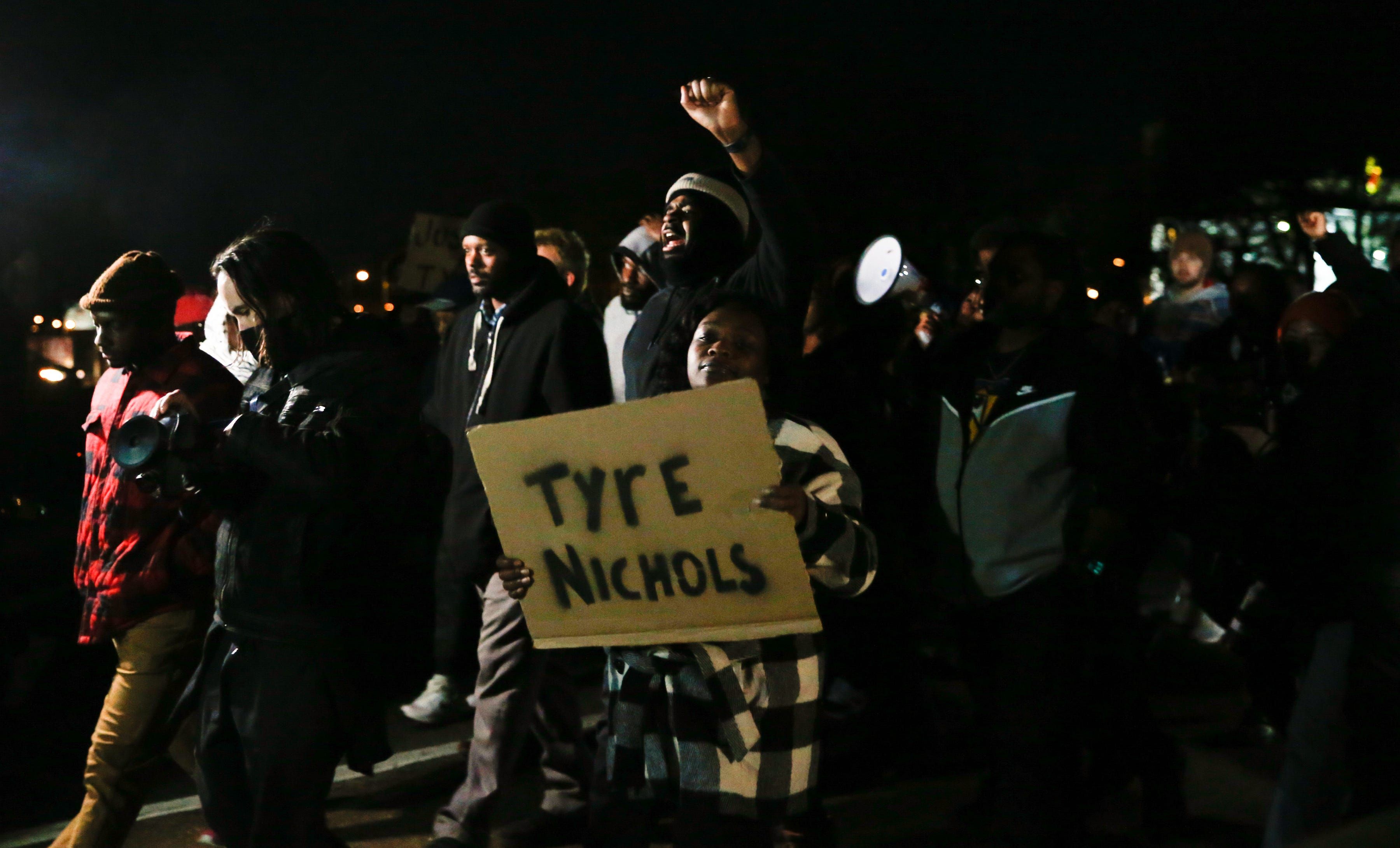 خشم عمومی از قتل شهروند ۲۹ ساله سیاه‌پوست به دست پنج پلیس در ممفیس آمریکا