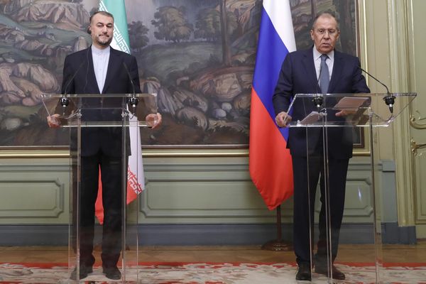 وزير الخارجية الإيراني: المحادثات ستُستأنف قريبًا.. وعلى باقي الأطراف اتخاذ قرارات جديدة