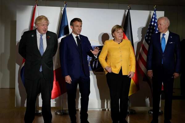 US, Europe Say Revived Iran Nuclear Deal Can Reduce Risk Of Crisis