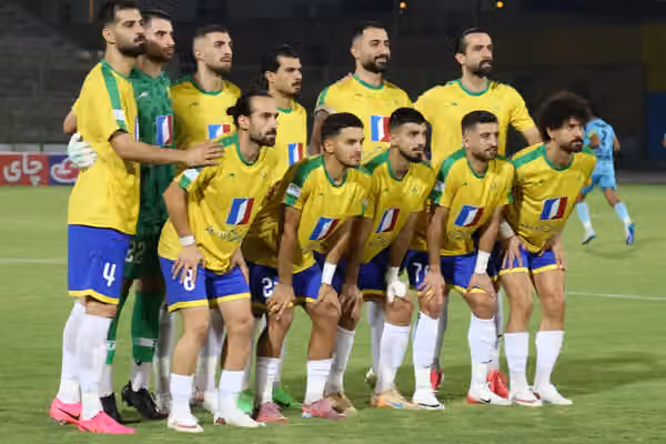 بحران در صنعت نفت؛ تیم آبادانی پیش از بازی با پرسپولیس از هتل و زمین تمرین محروم شد