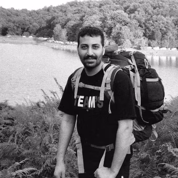 محمد جعفرپور، نخبه عاشق سنتور و عاشق ایران که هدف گلوله حکومت قرار گرفت