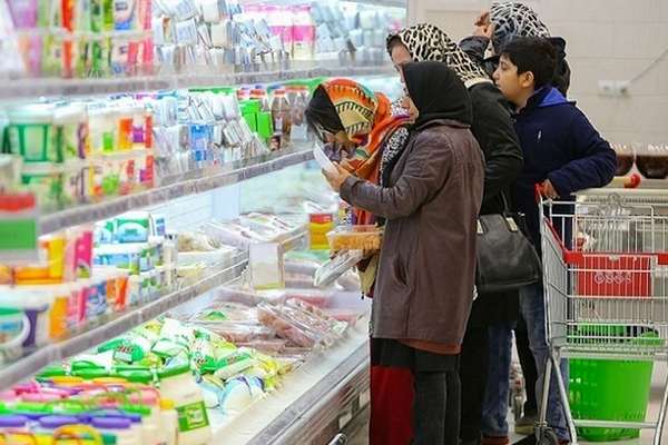 سخنگوی انجمن صنایع لبنی در مورد افزایش قیمتها: نیاز به متولی خاص نداریم