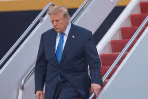 Trump’s call for an Iranian uprising runs into a trust problem