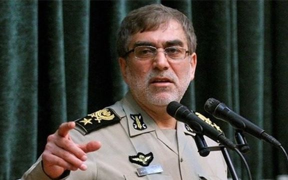 نائب قائد الجيش الإيراني: وصف المسؤولين باللصوص سيدفع الشباب إلى الهجرة من البلاد