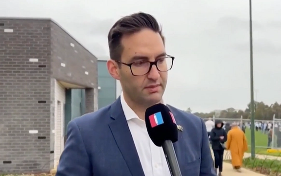 جاش برنز، عضو پارلمان استرالیا: حملههای حماس مصداق جنگافروزی گروههای نیابتی ایران است