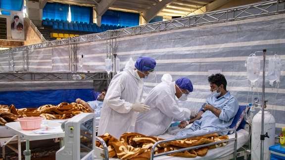 Covid patients in a special facility for pandemic patients in Iran in 2021