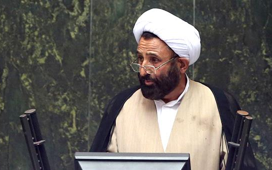 عضو کمیسیون فرهنگی مجلس: فتوای رهبری حضور زنان در استادیومها را منع کرده است