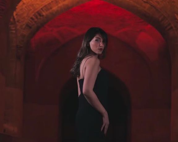 قوه قضاییه جمهوری اسلامی: علیه پرستو احمدی و عوامل برگزاری کنسرت او پرونده قضایی تشکیل شد