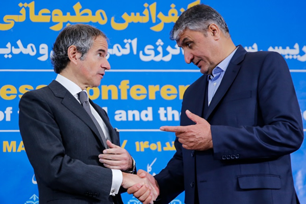 "أسوشيتد برس": تهديد إيران باعتقال غروسي يُعقّد مفاوضاتها مع الوكالة الدولية للطاقة الذرية