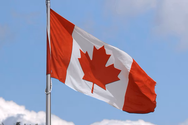 دولت کانادا: خدمت سربازی در سپاه «بهتنهایی» عامل رد اقامت ایرانیان نیست