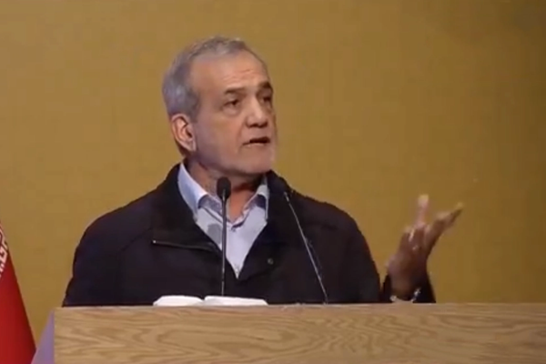 الرئيس الإيراني: تركمانستان ترفض إبرام عقود معنا.. لكن لا تنشروا ذلك في وسائل الإعلام