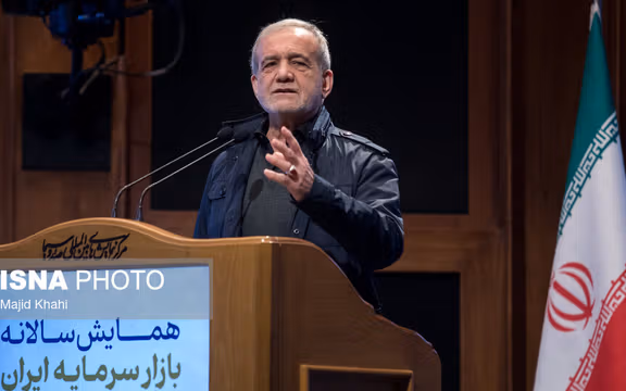 پزشکیان: مگر دیوانهایم که محیط زیست را بر هم بزنیم