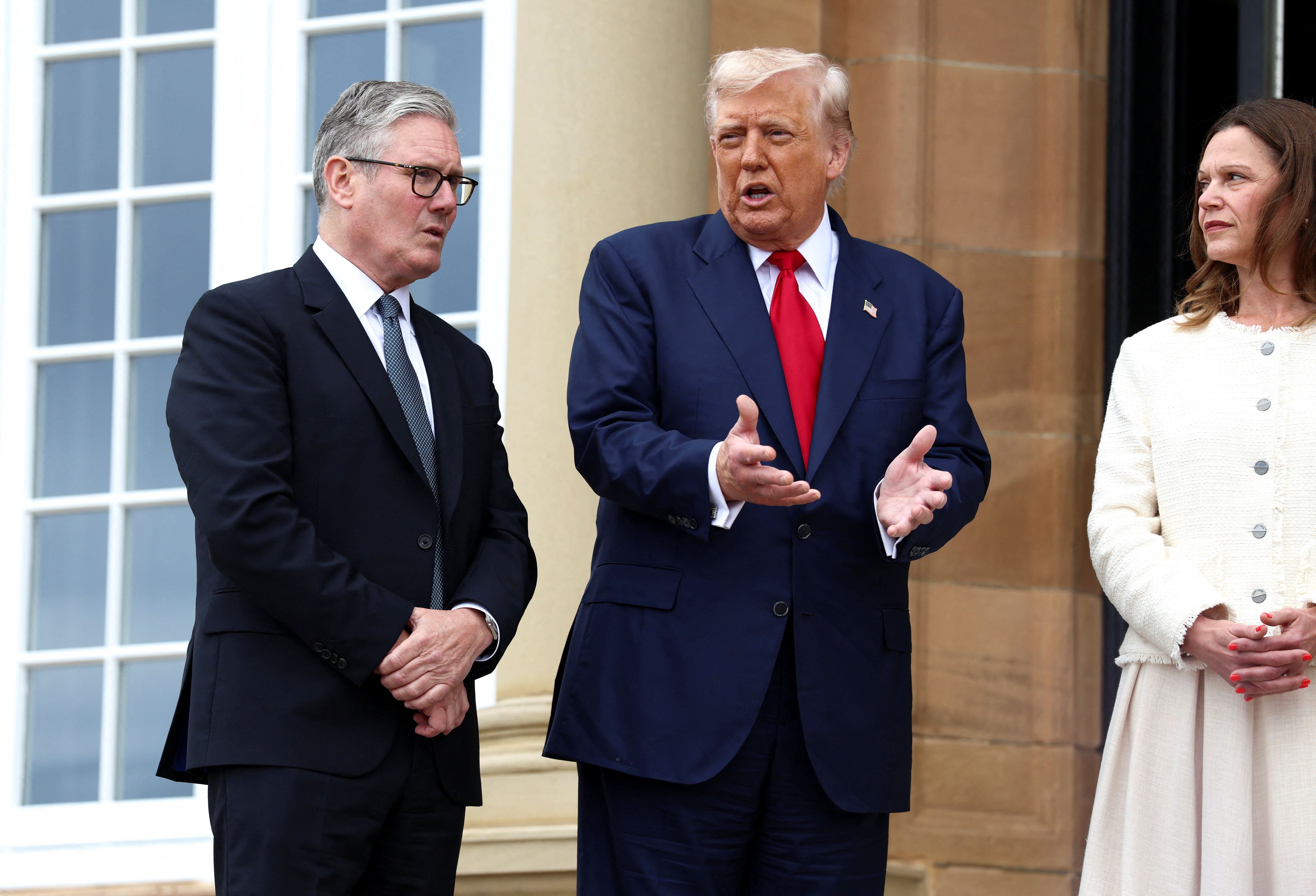 ترامپ: مهلت ۵۰ روزه به روسیه برای پایان جنگ اوکراین را به ۱۰ تا ۱۲ روز کاهش می‌دهم