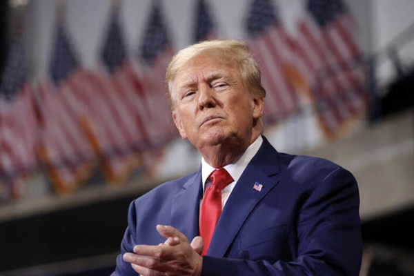 ترامب: ويتكوف ليس مسؤولًا عن ملف إيران النووي وآمل حل القضية دون عمل عسكري