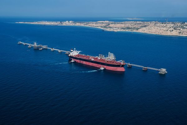 Iran Sells More Oil But Revenue Falls Short