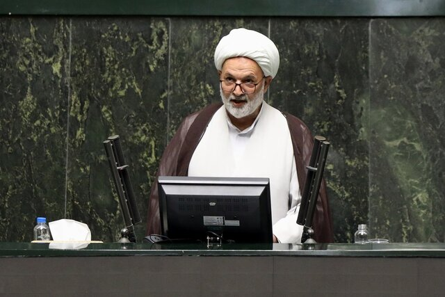 برلماني إيراني: طهران "ستتخلى عن الاعتبارات" تجاه دول المنطقة حال استمرار الهجمات