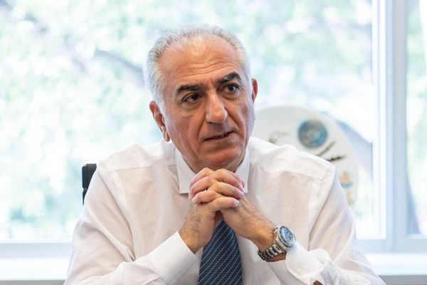 شاهزاده پهلوی: رژیم ناامید شده و از لبنان، افغانستان و عراق برای سرکوب نیرو وارد میکند