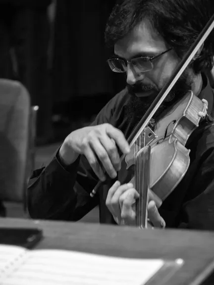 کشتهشدن یک نوازنده ویولن در اعتراضات تهران