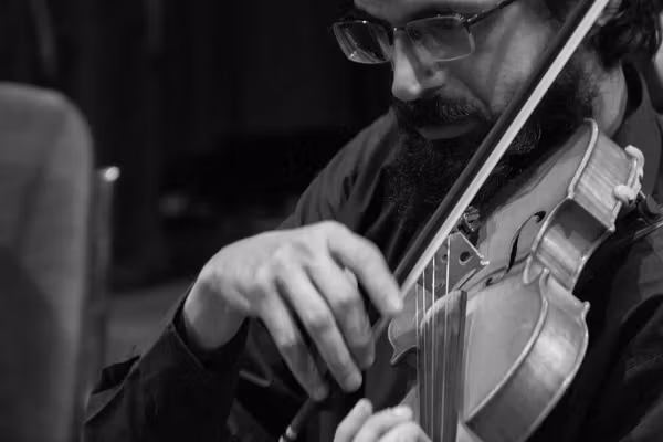 شلیک در پاسداران، سکوت یک ویولن؛ روایت کشتهشدن پویا فراگردی بهدست جمهوری اسلامی