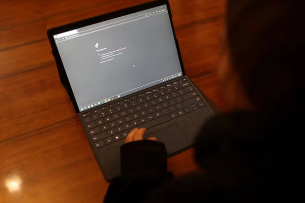 "نت بلوكس": انقطاع الإنترنت في إيران يدخل يومه الـ35