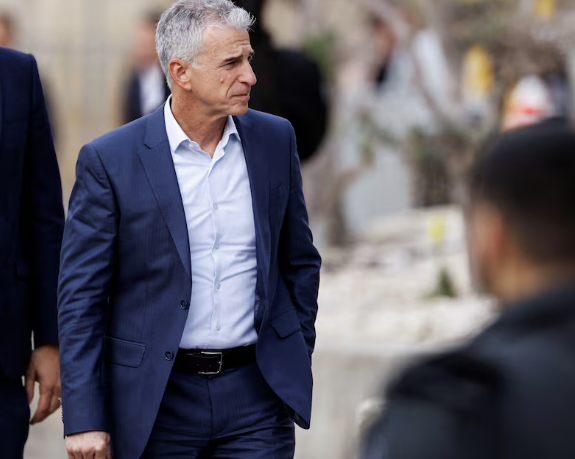 رئیس موساد و نخستوزیر قطر برای آزادی ۱۰ گروگان در ازای آتشبس دو ماهه گفتوگو کردند