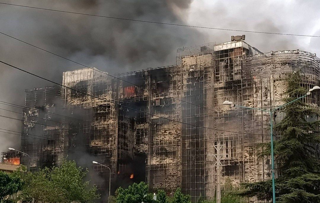 فرماندار شهریار: تعداد جان‌باختگان در آتش‌سوزی مجتمع ارغوان به ۱۱ نفر رسید
