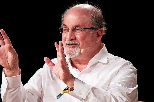 Rushdie, Under Iran Death Edict, Suffers ‘Multiple Stab Wounds’