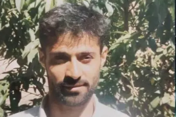 کاوه احمدزاده، زندانی سیاسی، بهدلیل نبود رسیدگی پزشکی در زندان بوکان جان باخت