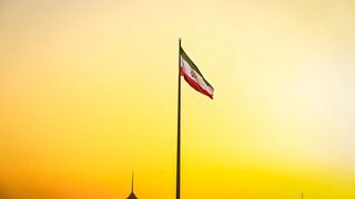 البرنامج النووي الإيراني.. يخدم بقاء النظام ويفاقم معاناة الشعب