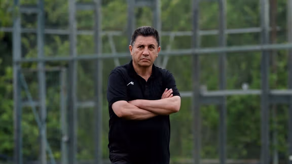 فوتبال۳۶۰ گزارش داد؛ گروکشی ۱۳۶ میلیارد تومانی قلعهنویی برای هدایت تیم ملی برابر نیوزیلند