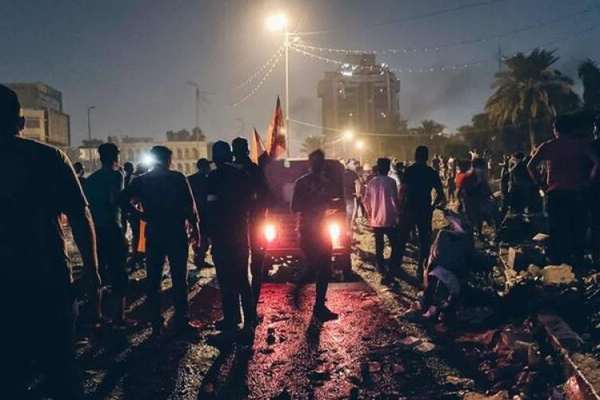 هتافات ليلية مناهضة للنظام في طهران ومدن أخرى في ذكرى ثورة 1979
