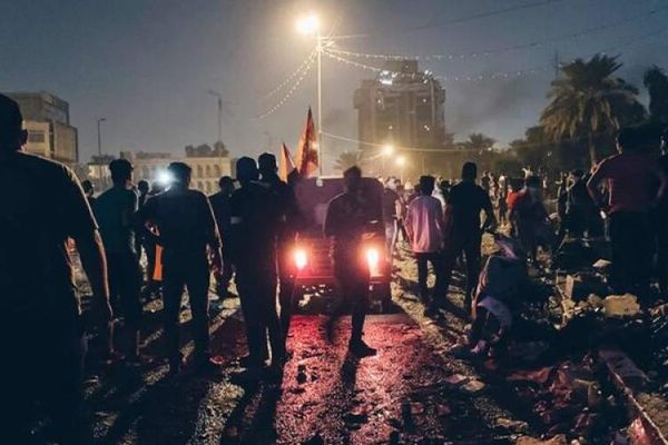 هتافات ليلية مناهضة للنظام في طهران ومدن أخرى في ذكرى ثورة 1979