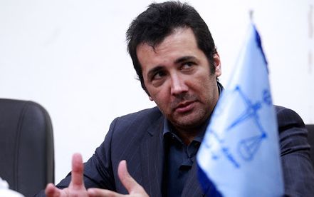 دادگاه انتظامی مرکز وکلای قوه قضاییه پروانه وکالت حسام نوابصفوی را تعلیق کرد