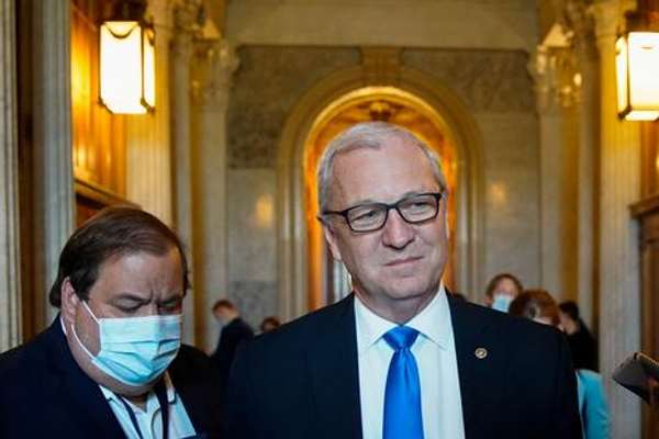 Senator Says Iran Deal Jeopardizes US, Israeli Security