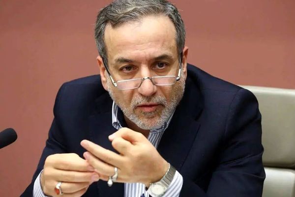 خبرنگار والاستریتژورنال: ایران پیشنهاد جدیدی برای جلوگیری از بازگشت تحریمها به اروپا داد