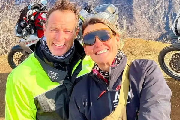 نجل البريطانيين المعتقلين في إيران: والداي عالقان في مأزق دبلوماسي بين طهران ولندن