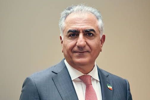 شاهزاده رضا پهلوی: در شب چهارشنبهسوری یاد جاویدنامهای وطن را گرامی بداریم