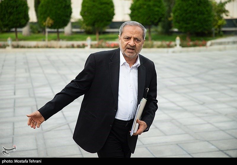 وزیر آموزش و پرورش: امسال دانش‌آموزان را با موضوع قدرت موشکی و روایت جنگ درگیر می‌کنیم