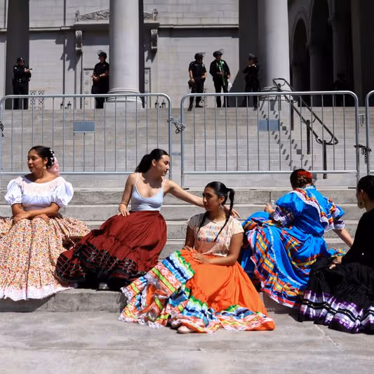 مهاجرت زنان؛ جابهجایی مرزها و بازتولید نابرابری