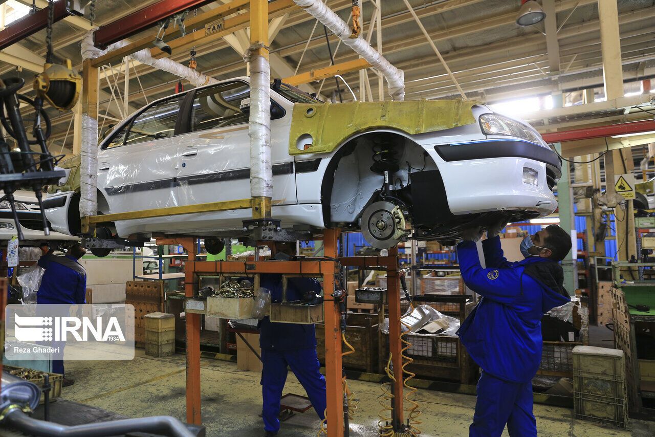 مجموع زیان انباشته ایران خودرو و سایپا به حدود ۳ برابر سرمایه آنها رسید