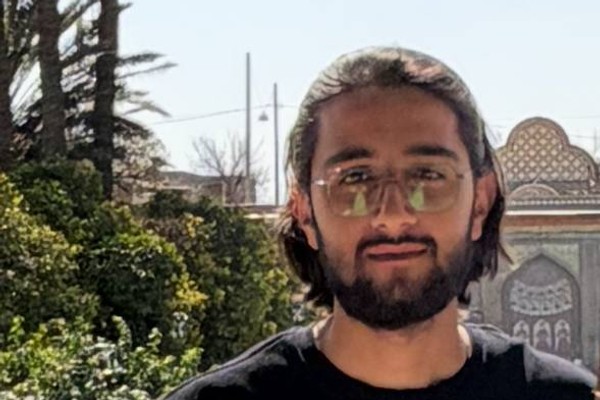 "الطلاب المتحدون": اتهام محمد طالب في جامعة طهران بـ "العضوية في جماعة متمردة"