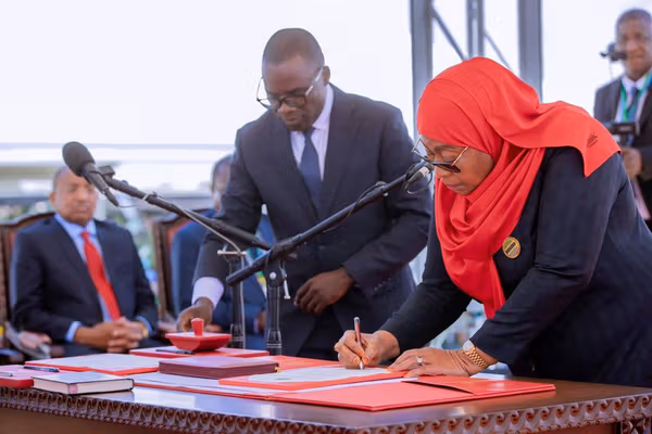 پس از خشونتهای مرگبار انتخاباتی، سامیه حسن رییسجمهوری تانزانیا شد