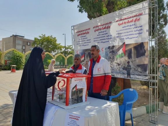 خامنهای اعلام کرد مردم میتوانند نصف «سهم امام» خود را به مردم لبنان بدهند