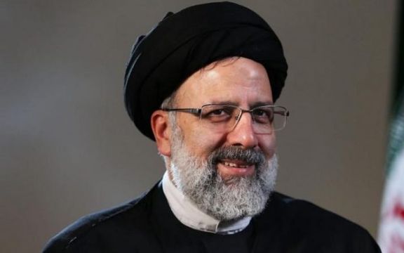 ابراهیم رئیسی: اینترنت امن و پرسرعت برای مردم فراهم شود