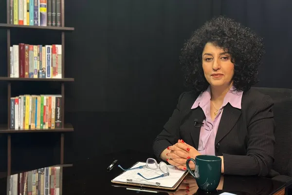 ائتلاف آزادی نرگس: نرگس محمدی پس از حمله قلبی در زندان از درمان حیاتی محروم مانده است