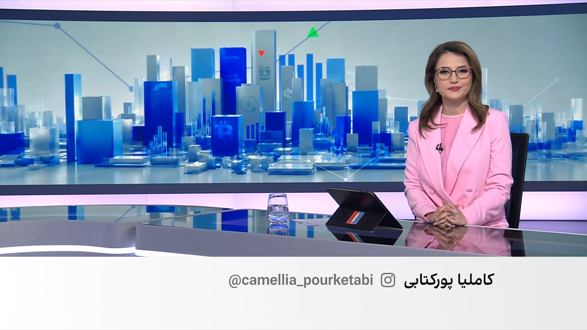 اقتصاد و بازار: فساد در فروش نفت ایران به چین؛ حذف ارز دولتی برای واردات خودرو و موبایل
