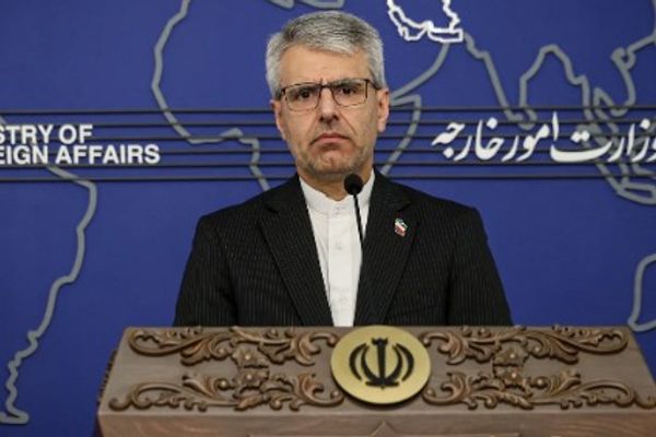 غموض يكتنف عقد جولة جديدة من مفاوضات إسلام آباد بالتزامن مع تصاعد التوترات في مضيق هرمز