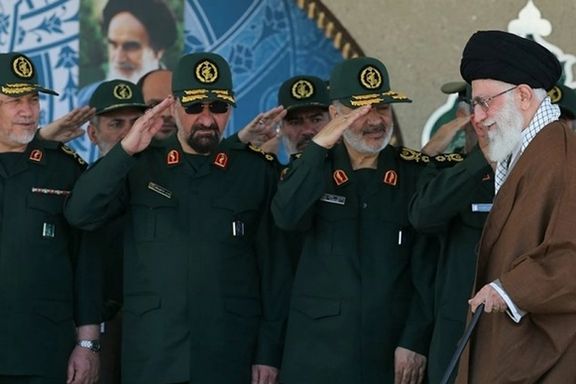 صحيفة مقربة من الحرس الثوري: مشكلة إيران خطيرة وفوجئت بتطورات سوريا