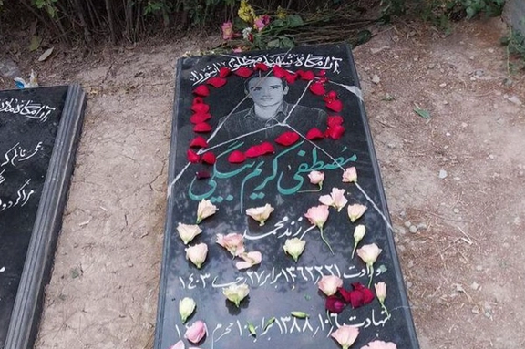 شهناز اکملی، مادر مصطفی کریمبیگی: زخم ما هنوز التیام پیدا نکرده و دادخواهی متوقف نمیشود